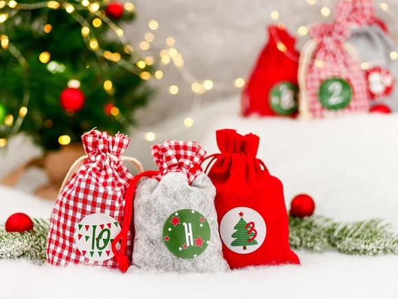 Adventskalender Stoffsäckchen zum Basteln & Befüllen Rot-Grün